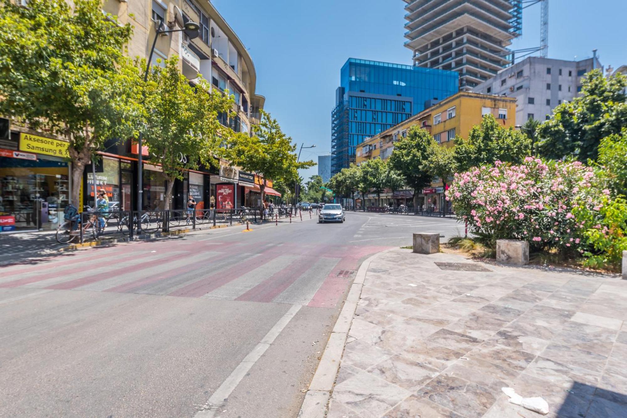 טיראנה Piazza Luxury Apartments מראה חיצוני תמונה