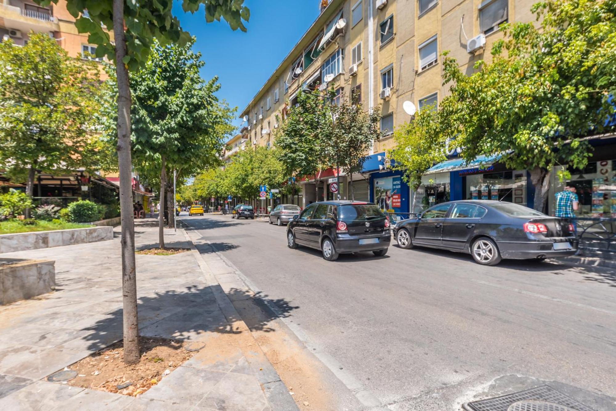 טיראנה Piazza Luxury Apartments מראה חיצוני תמונה